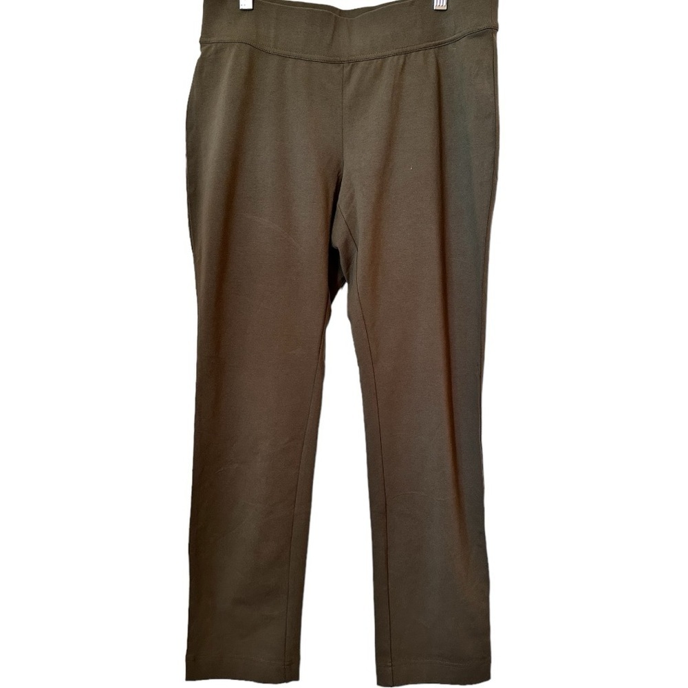 NWOT Women’s Cropped Casual Athleisure summer Leggings Color:  Forrest Green